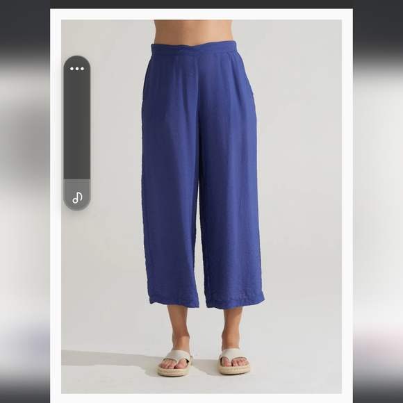 Cut Loose Black Rayon Parachute Wide Leg Pants - Picture 10 of 10